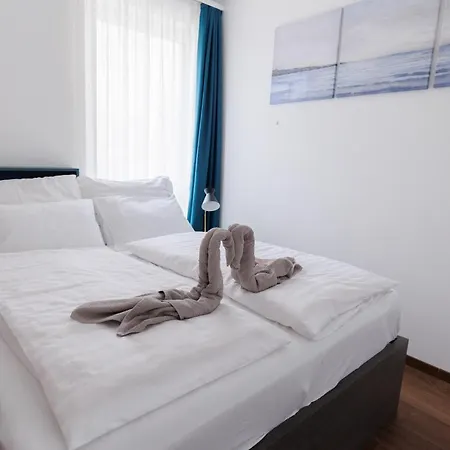 Villa Bauhaus Wellness Apartman 102 Siofok Exterior photo