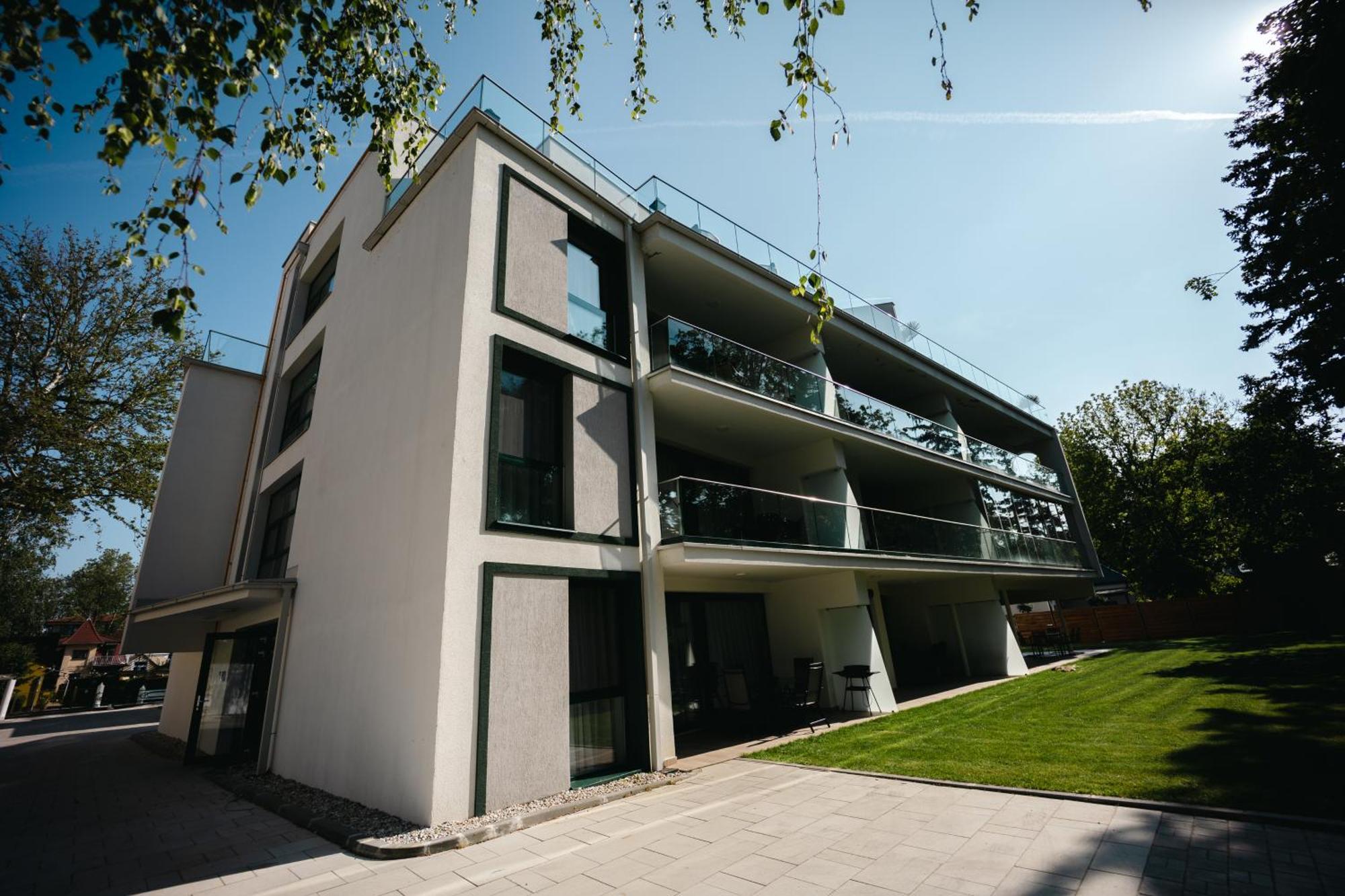 Bauhaus Wellness 102 Apartment *